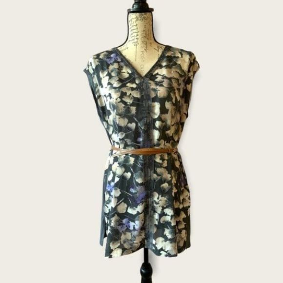 Vera Wang Tops - Simply Vera Vera Wang gray floral sleeveless long top sz Large Pre owned